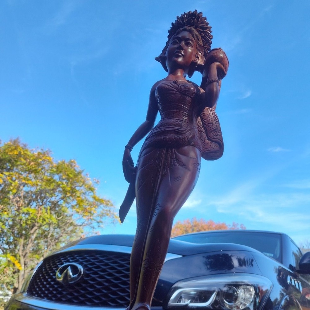 Hand Carved Balinese Woman 25" Ebony Wood Statue – Similar Sells $850+ on 1stDib